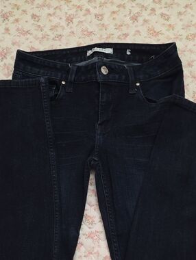 GUESS Women’s Skinny Jeans in Dark Blue